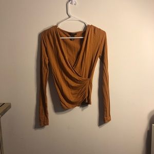 Cute blouse!